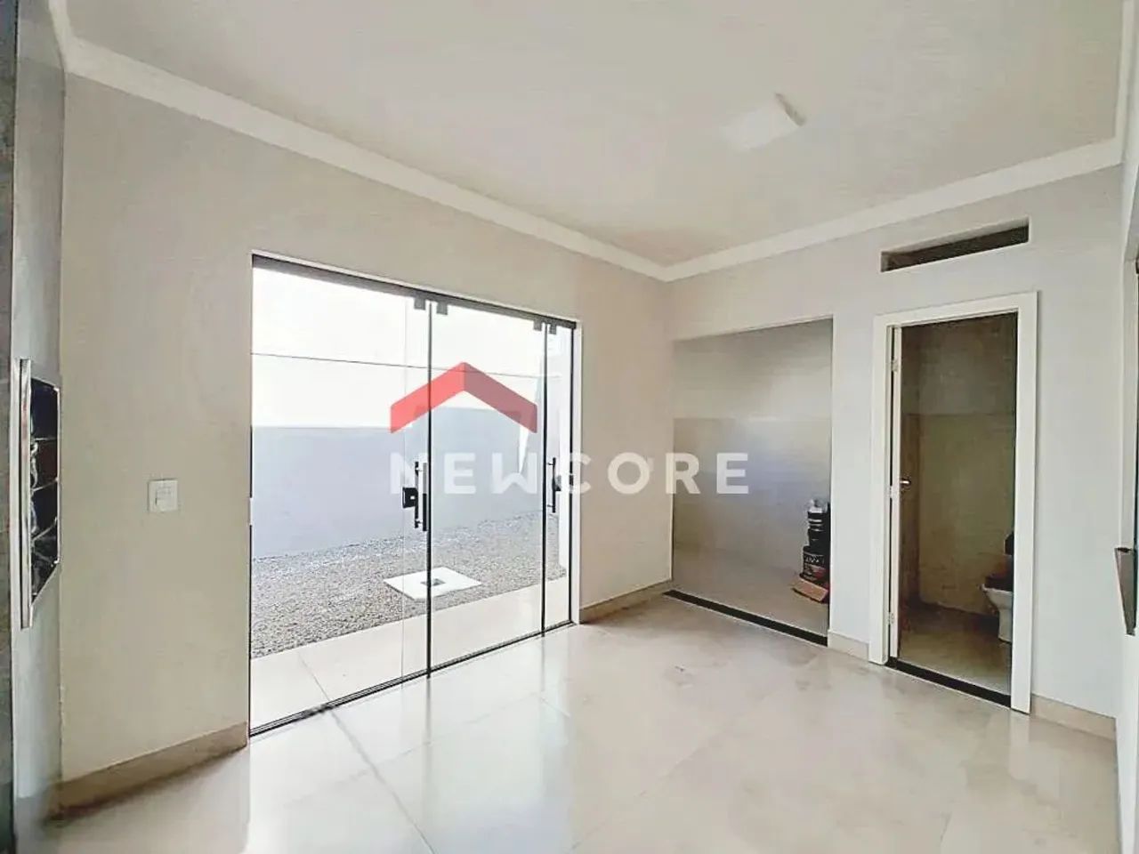 Casa em Rua Pioneiro Francisco Alcalde - Jardim Higienópolis - Maringá/PR - Foto 4