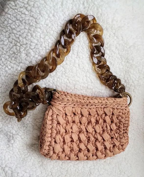 Bolsa de crochê com fio de malha  - Foto 3