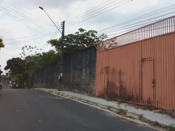 Terreno para alugar no Santa Etelvina medindo 55 por 55, todo murado com portão