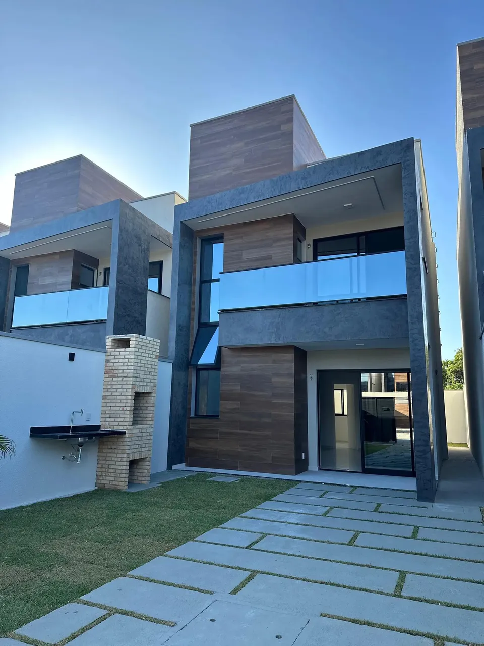 Casa Duplex Com 3 Suítes E Fino Acabamento No Eusebio, 100M Da Ce 010! Cód. B95KFK