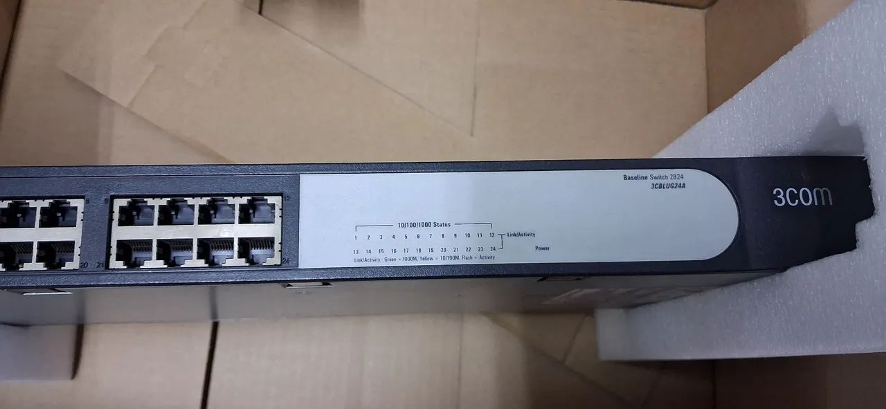 Switch 3Com 2824 -Portas 10/100/1000