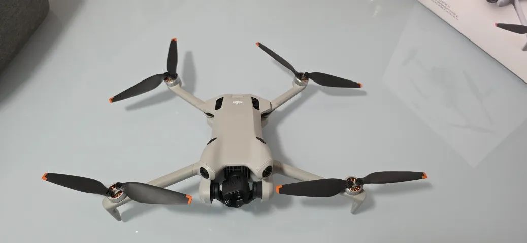 Drone DJI Mini 4 Pro Fly More Combo PLUS + Maleta de Transporte - Foto 5