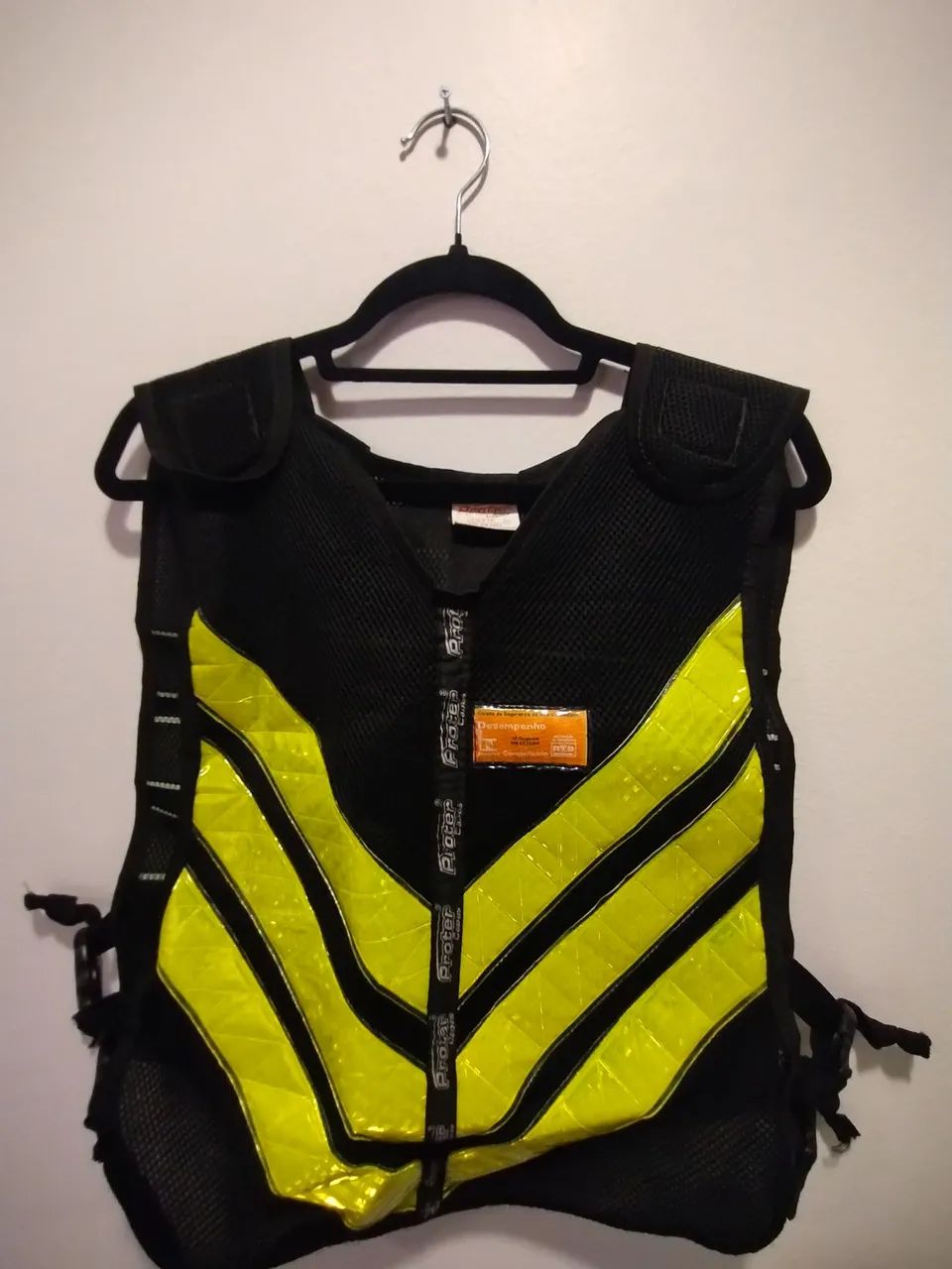 Colete Refletivo Preto e Amarelo