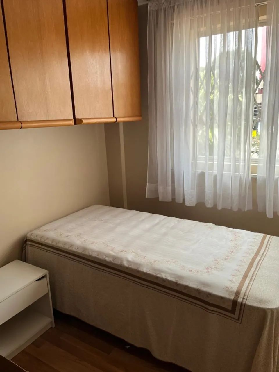 Apto mobiliado para alugar no Centro Cívico, com 3 quartos, direto com proprietário - Foto 4