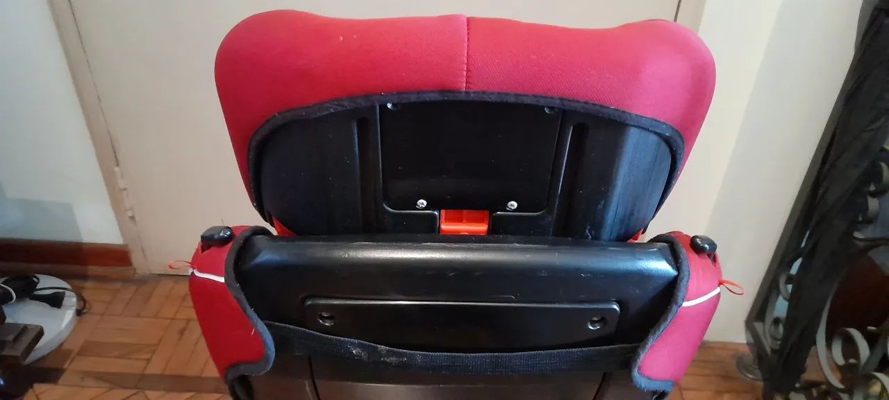 Cadeira infantil de carro , marca COSCO - Foto 5