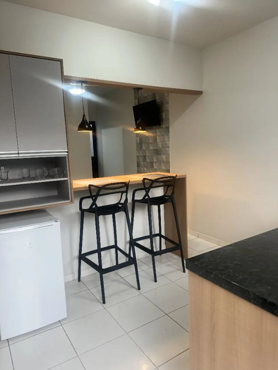 Studios e Suítes em Praia de Leste a 150 metros da praia - Foto 4