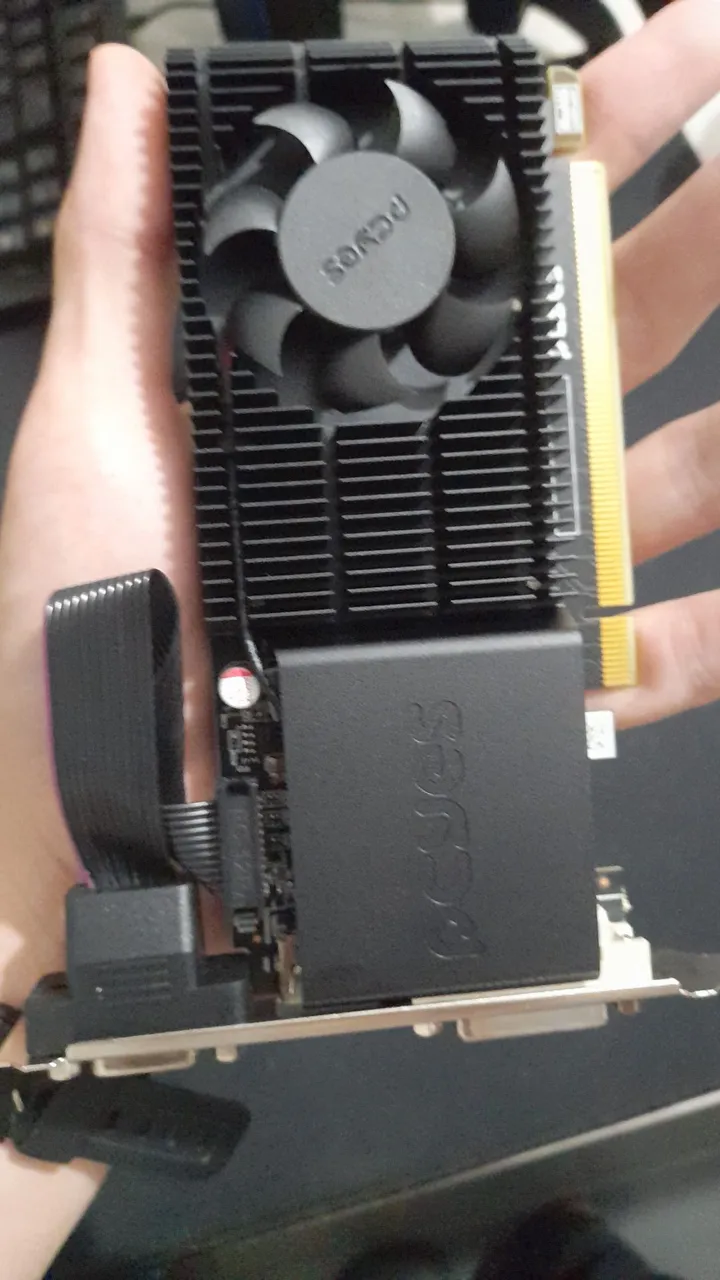 Placa de Vídeo PCYES R5 220