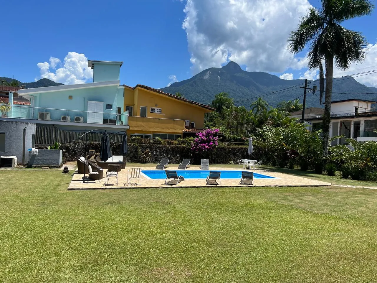 Vendo casa com 7 Suítes, Angra dos Reis - Condomínio Marina Porto Frade.<br>