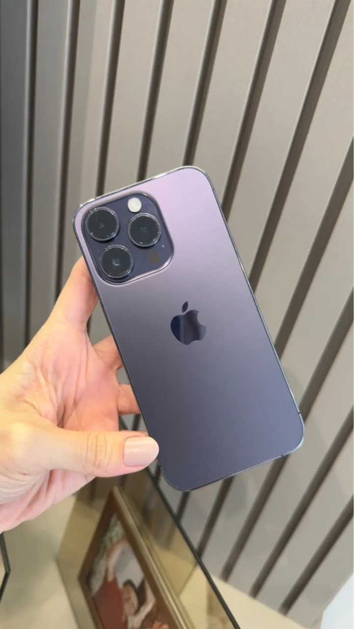 iPhone 14 PRO - 512gb, novo, 100% saúde da bateria, comprado na iPlace + 03 capinhas.