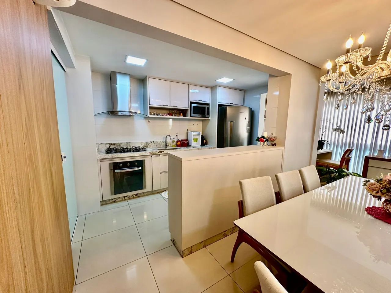 Apartamento com 115 m2, 3 suítes, 2 vagas paralelas, mobiliado e decorado (oportunidade) - Foto 7