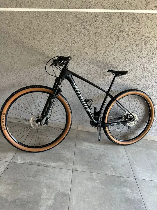 Bicicleta Carbono tamanho 17