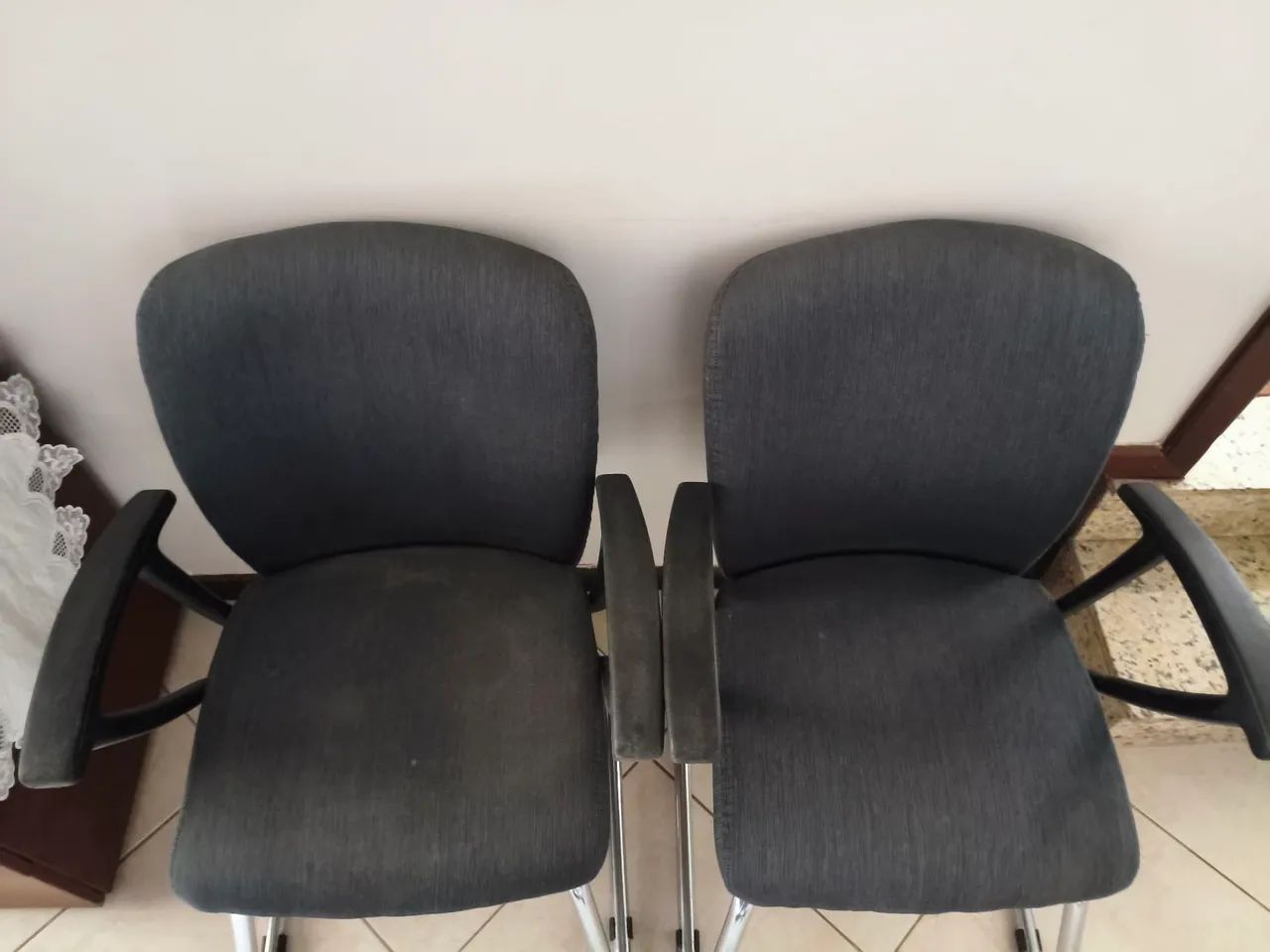 Cadeiras de escritório em ótimo estado! - Foto 2