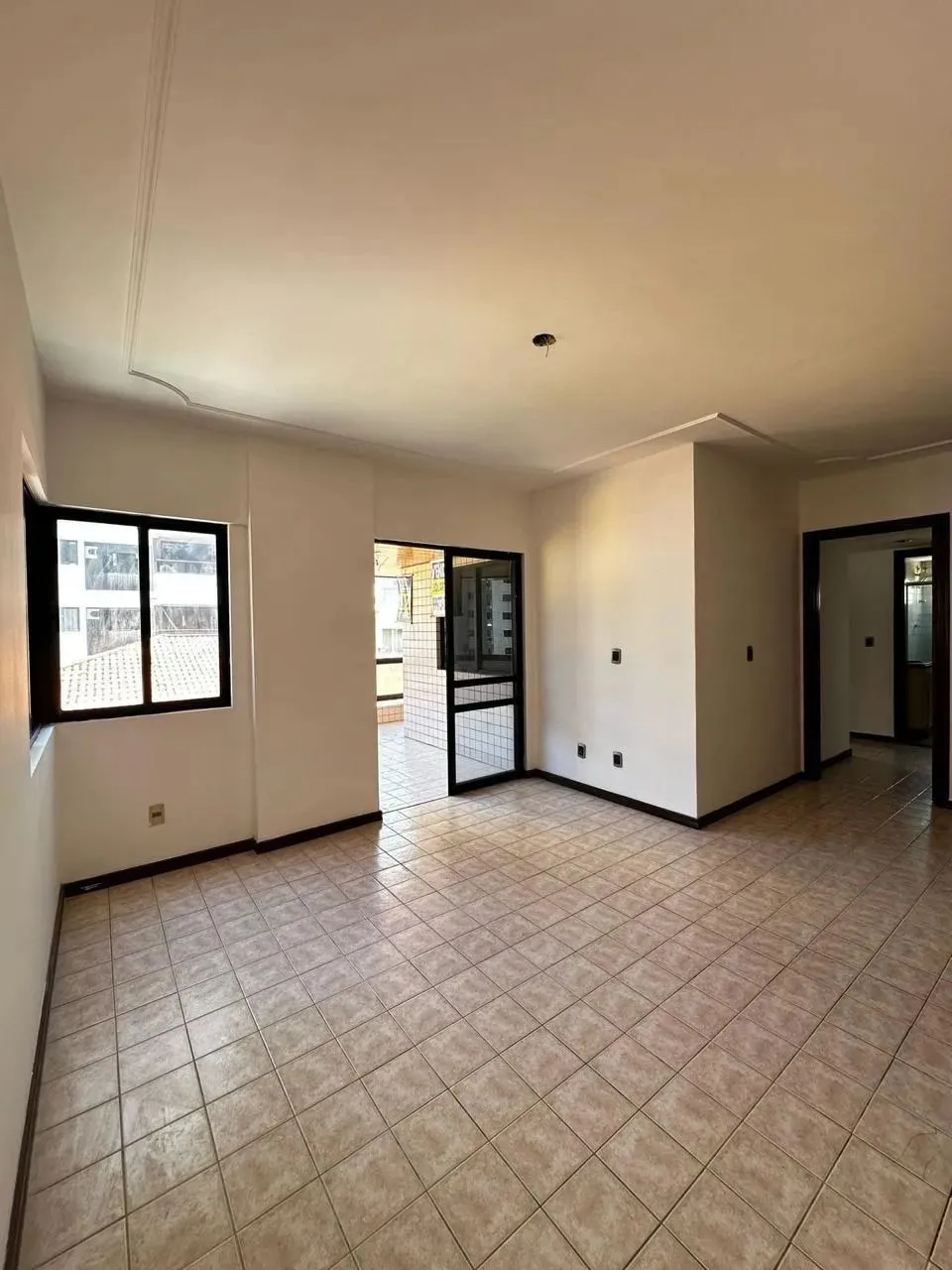 Apartamento Jatiuca | 3 Quartos | 118M2 | Nascente | 2 Vagas | DCE | Varanda em L