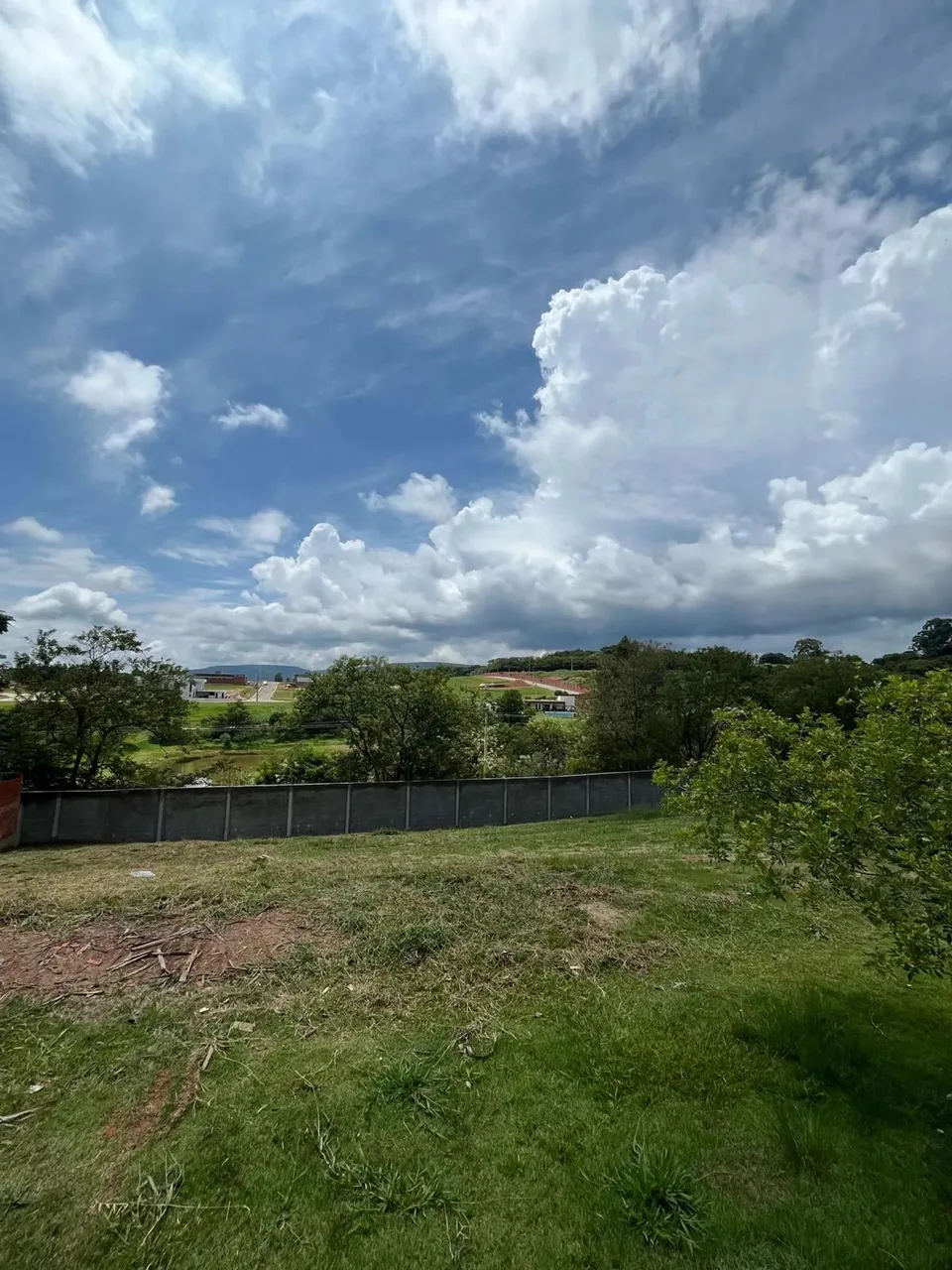 Terreno em condomínio fechado ( Itupeva )