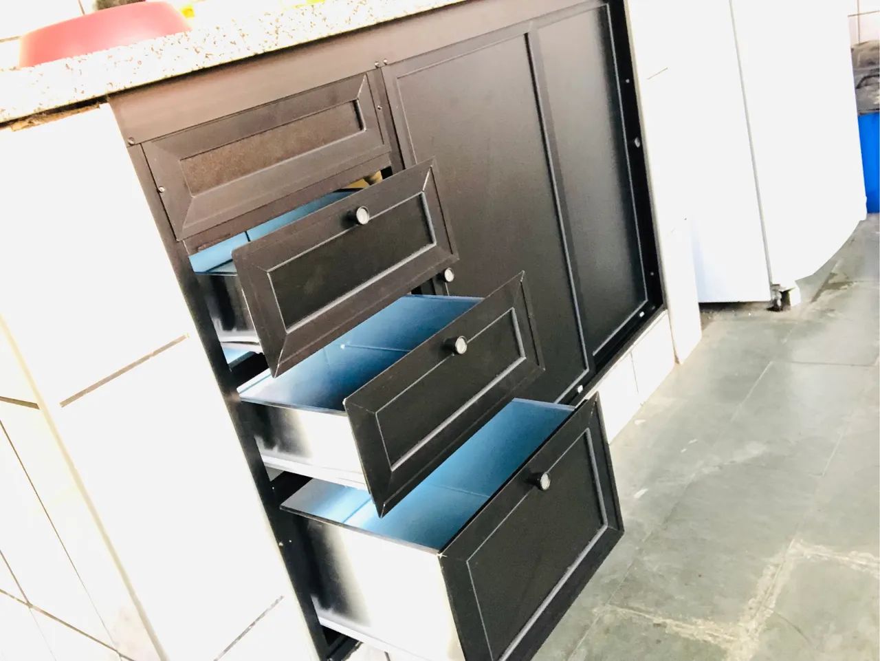 Fechamento de pia em acrílicos  - Foto 5