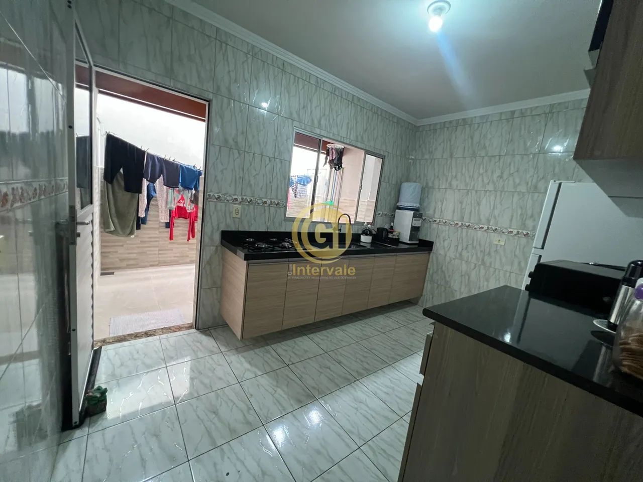 Casa a venda ao lado Villa Branca com 2 dormitorios e quintal - Foto 4
