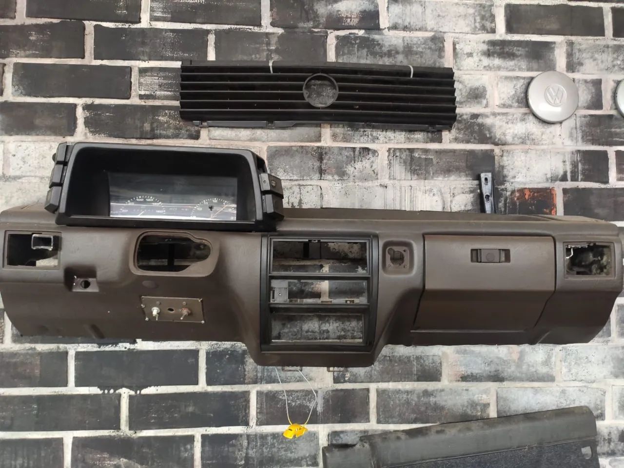 Painel vw satélite monocromatico