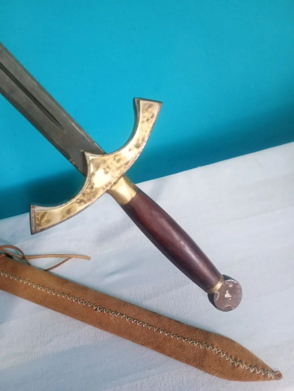 Antiga e rara espada com bainha em couro - Foto 5