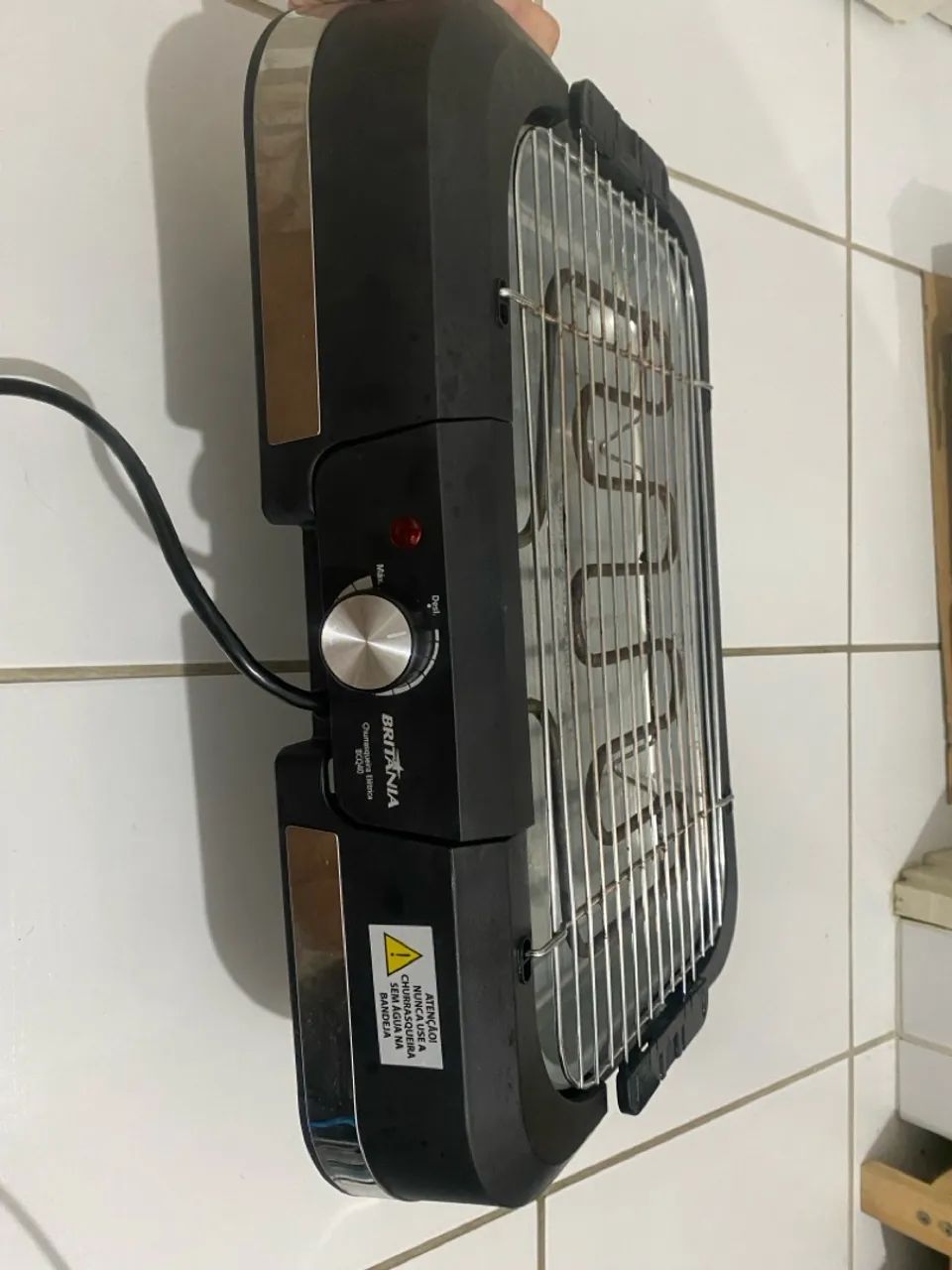 Churrasqueira Elétrica Britânia BCQ40