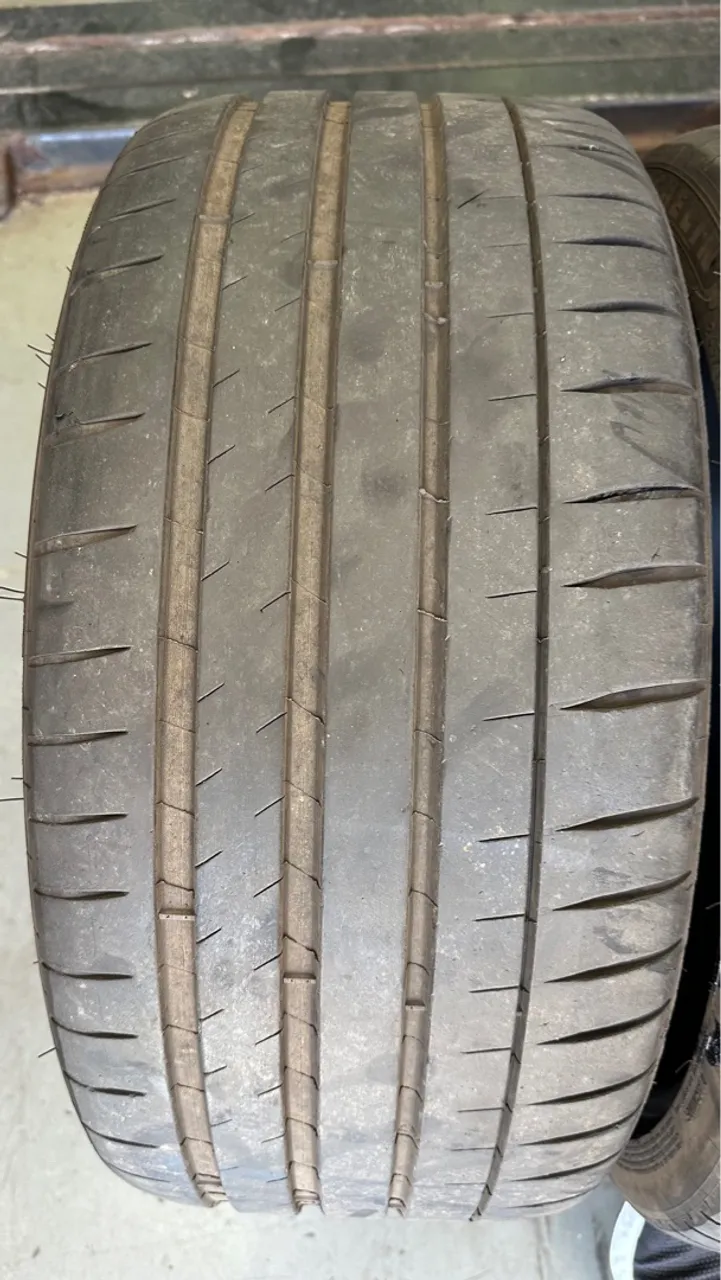 Pneus Usados Michelin 245/35 ZR19