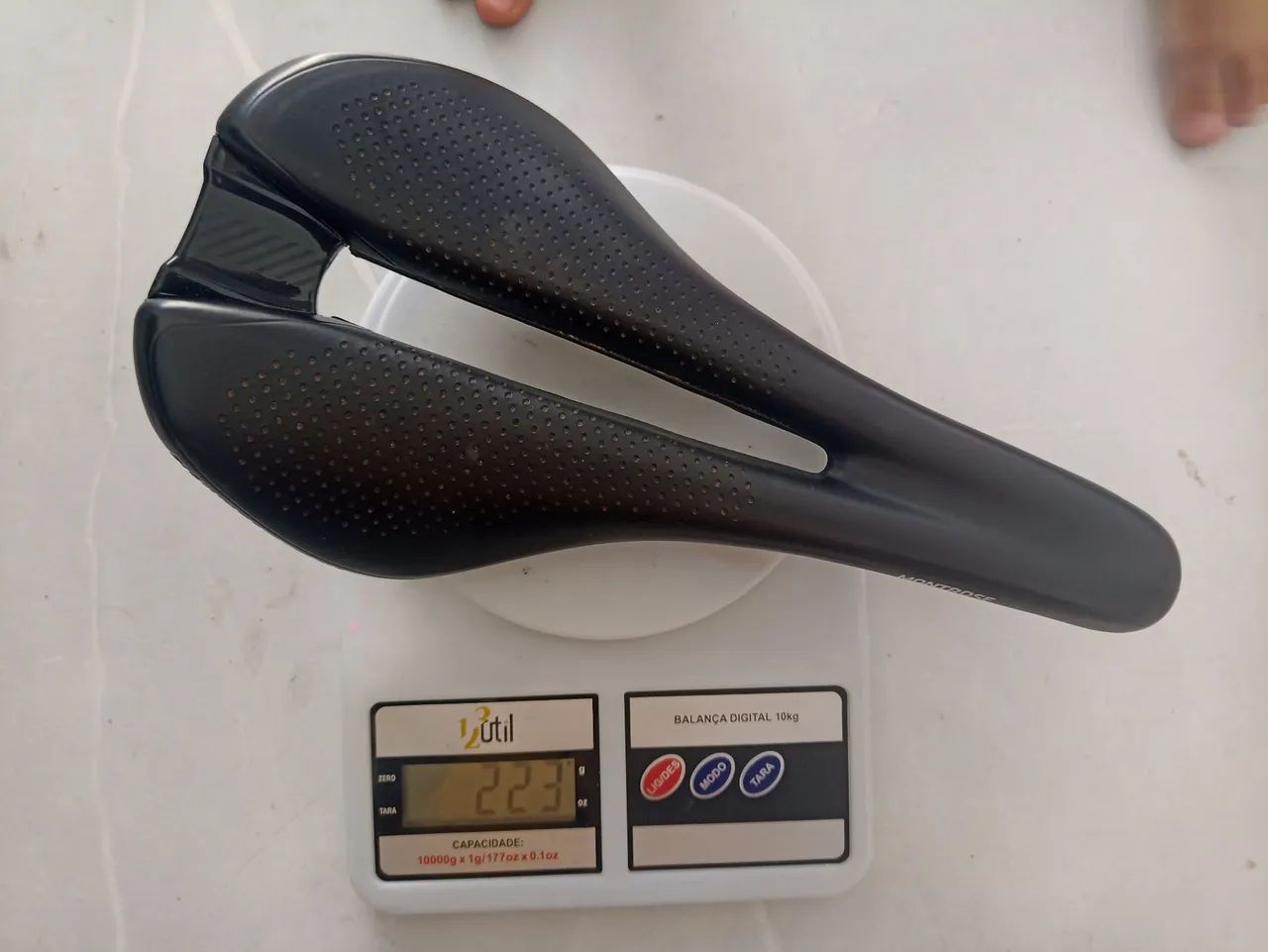 Selim de bicicleta Bontrager Montrose Elite, trilho Titanium peso