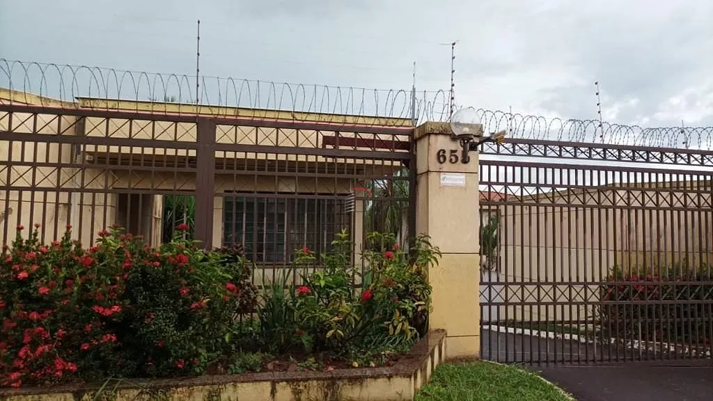 Condomínio Residencial Petit Ville- Terreno de 456m² - Jardim Itatiaia 2 - Londrina/PR