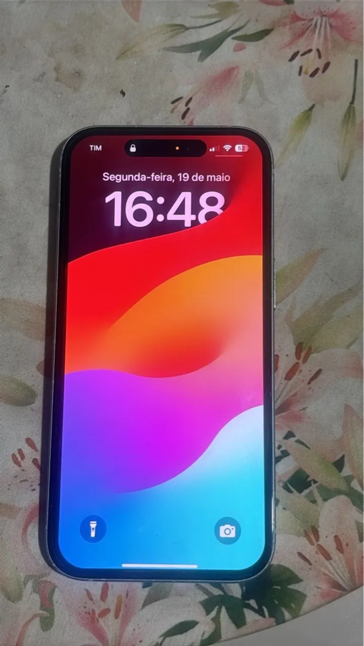 iPhone 15 pra sair hoje ainda