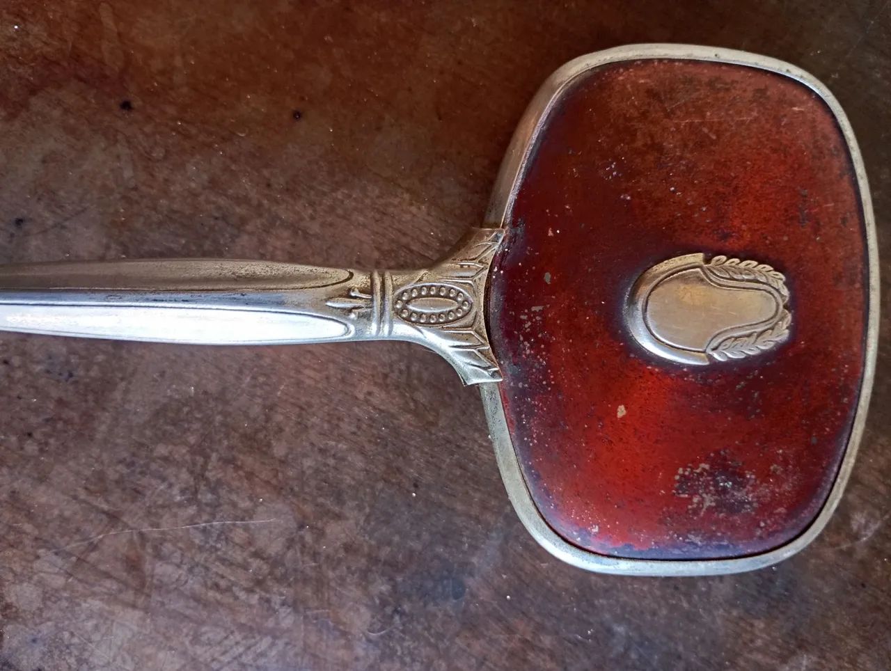 Escova e espelho antigo  - Foto 5