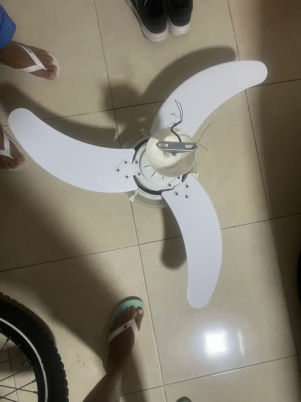 Dois ventiladores de teto  - Foto 6