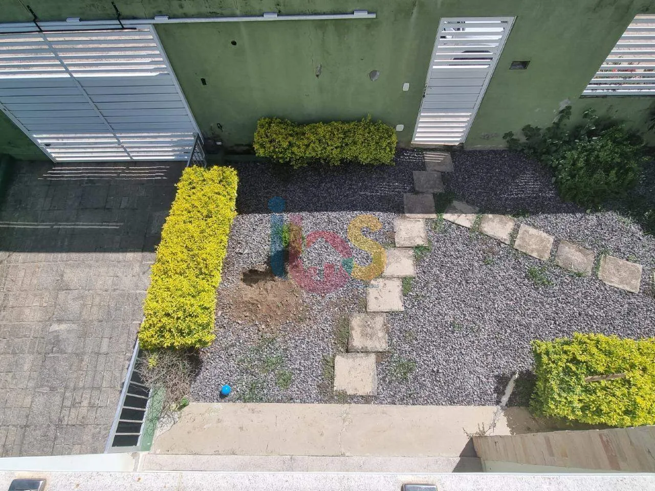 Vendo Casa com 5/4