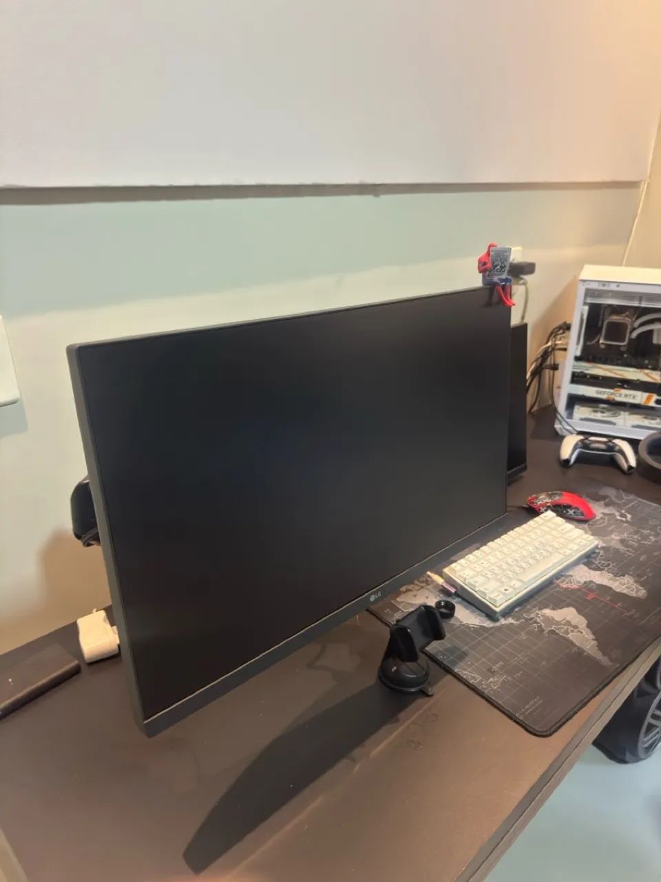 Monitor LG 24polegadas sem marcas de uso 