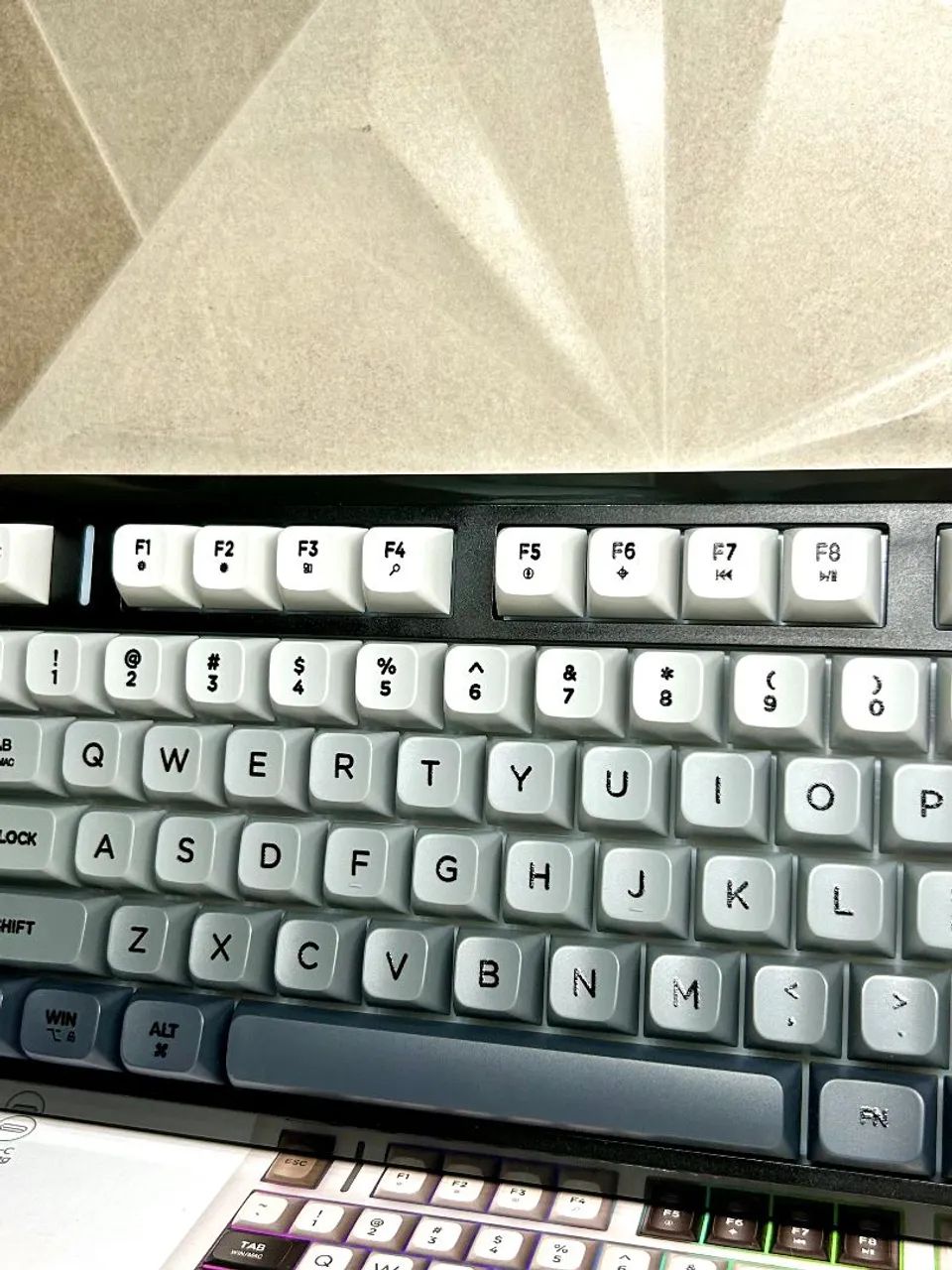 Teclado Membrana Sem Fio Freewolf M75 - Foto 4