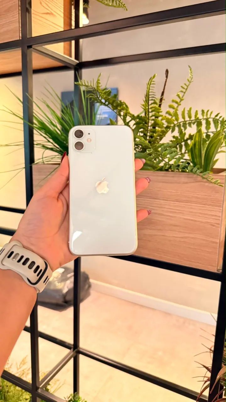 iPhone 11 Branco 64GB - Foto 2
