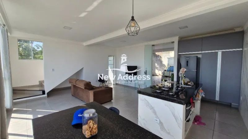 Casa triplex com vista privilegiada de Vila Velha, sala ampla, suíte com closet e garagem  - Foto 3