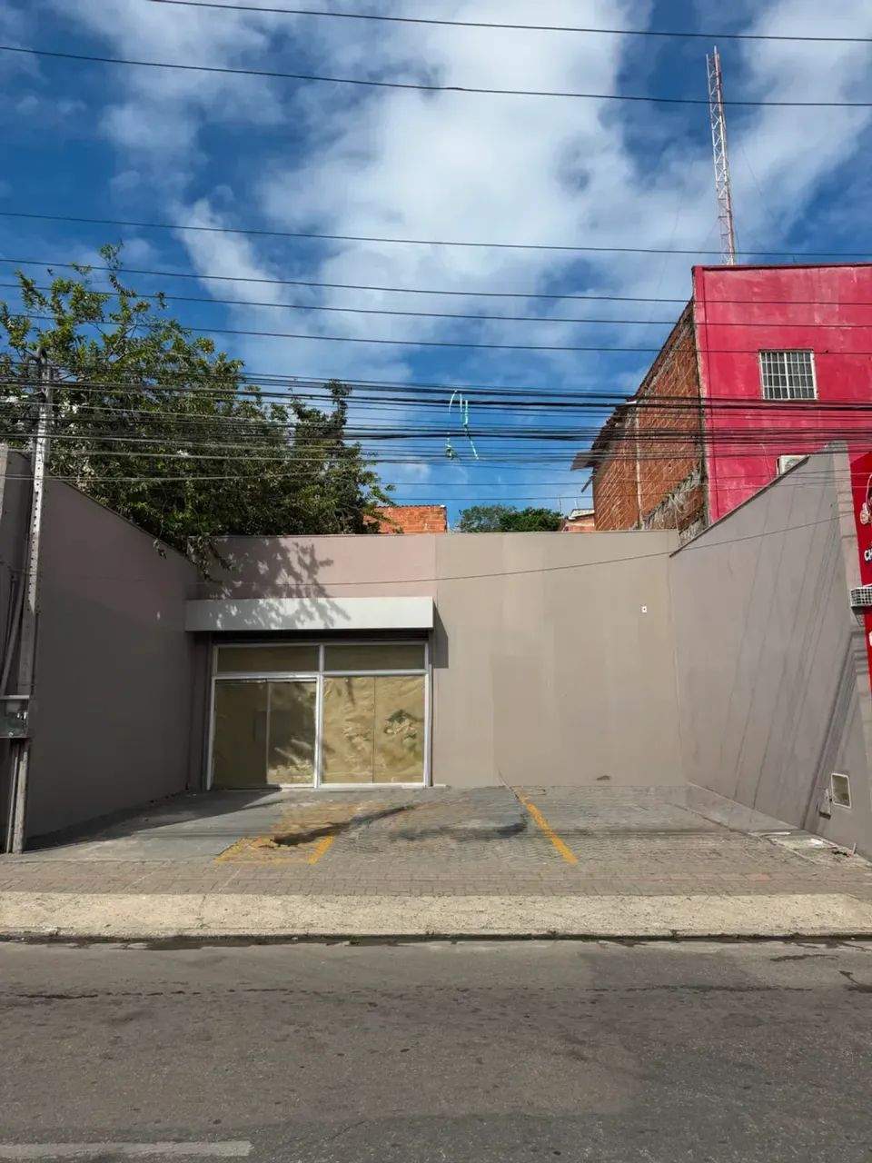 Imóvel Comercial para Locação na Messejana  Excelente Localização!