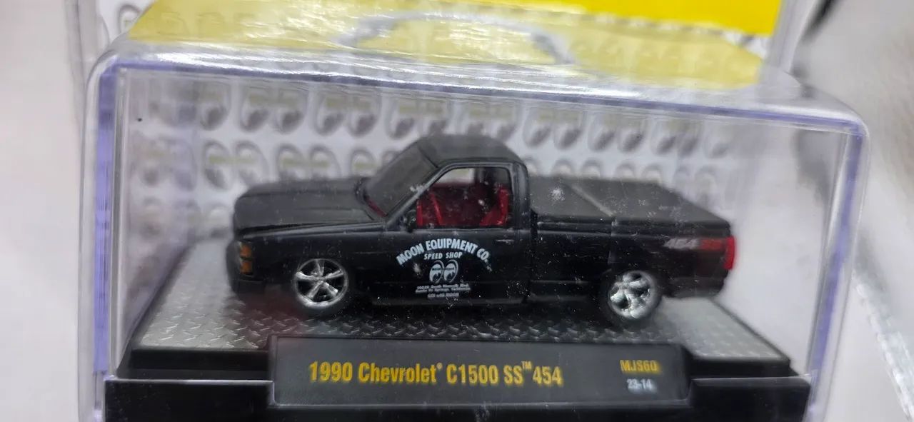 M2 Machines 1990 Chevrolet C1500 - Foto 4