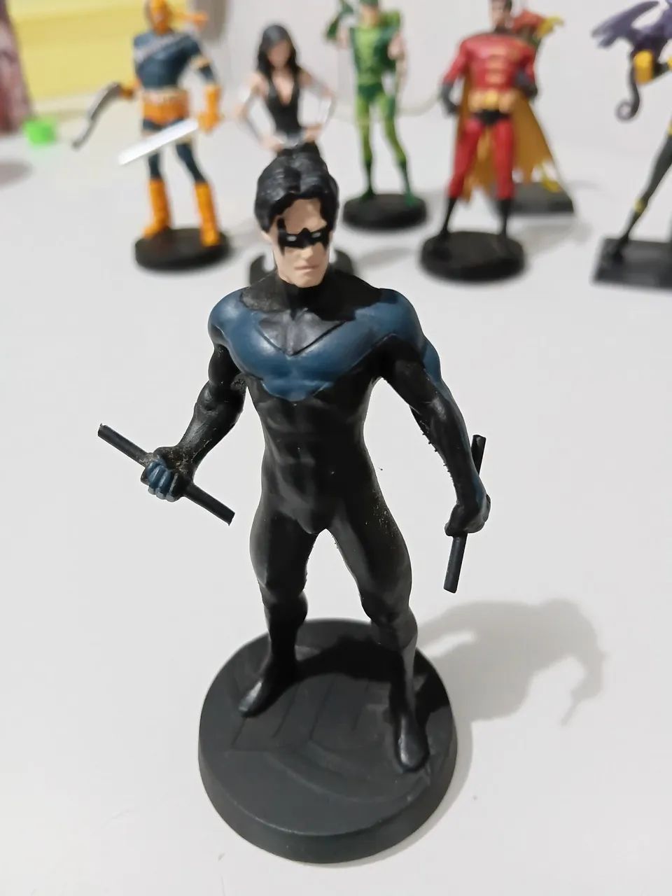 Figura Eaglemoss  DC Asa Noturna, com revista. - Foto 3