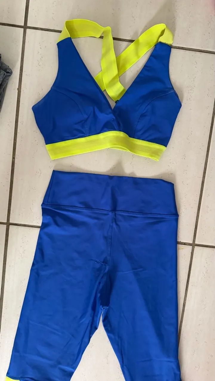 Roupa de malhar/treinar academia conjunto