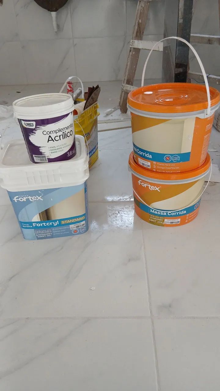 faco servico de pintura  reparos  textura emassamento veniz esmalte e etc