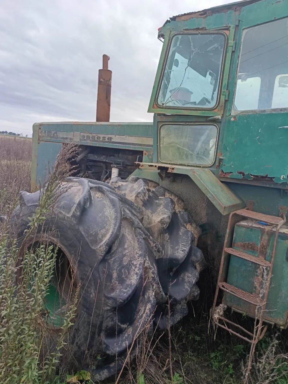 Trator Engesa 1124  - Foto 3