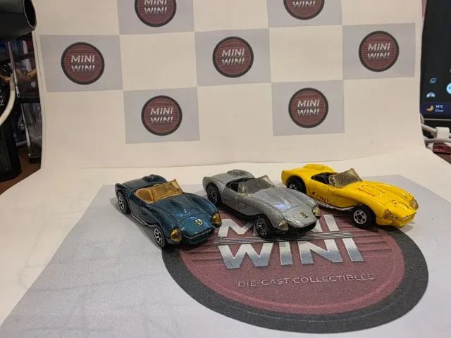 Hot Wheels Kit com 3 Ferrari 250 Loose - Foto 2