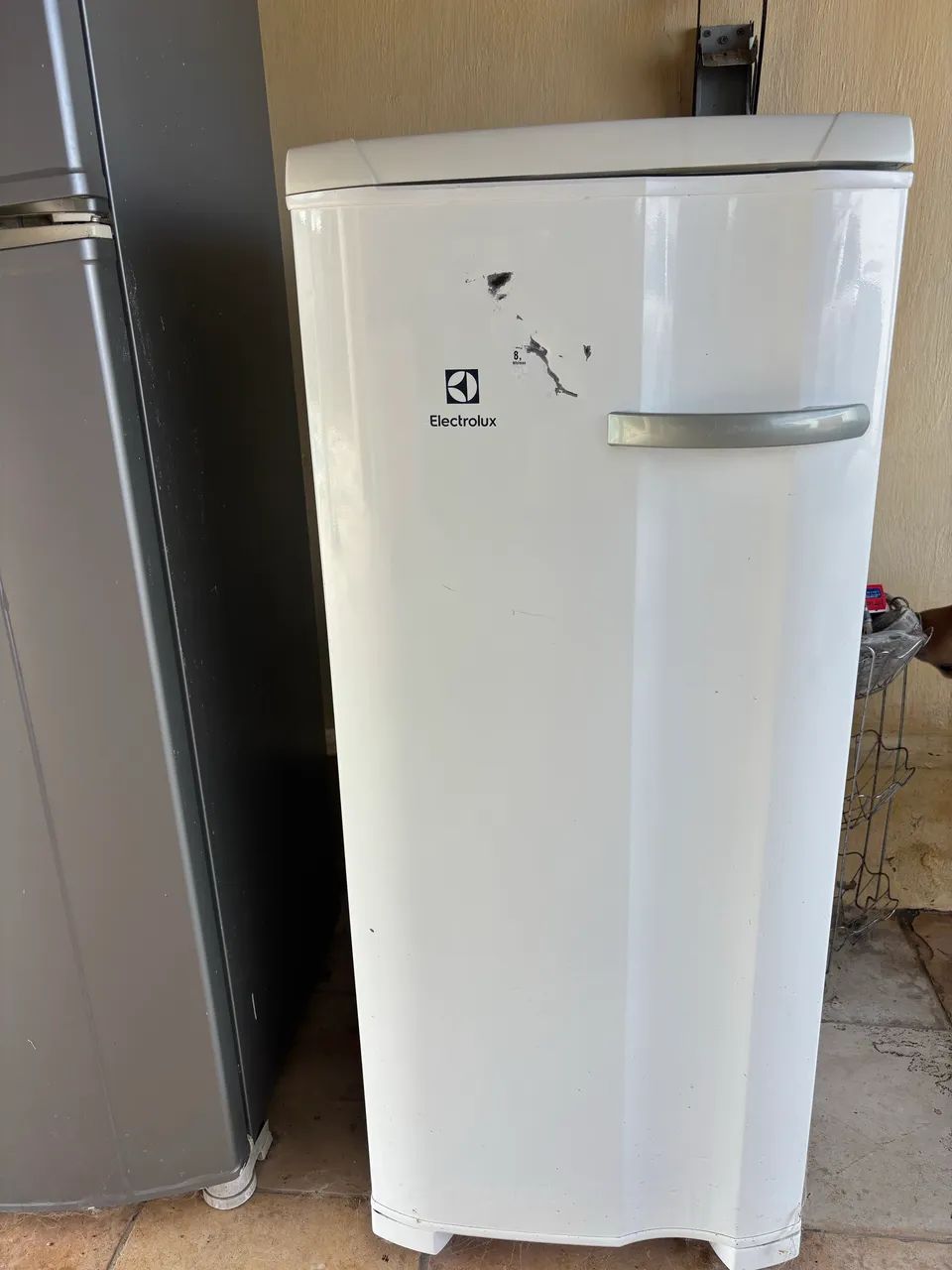 Doação de freezer vertical 