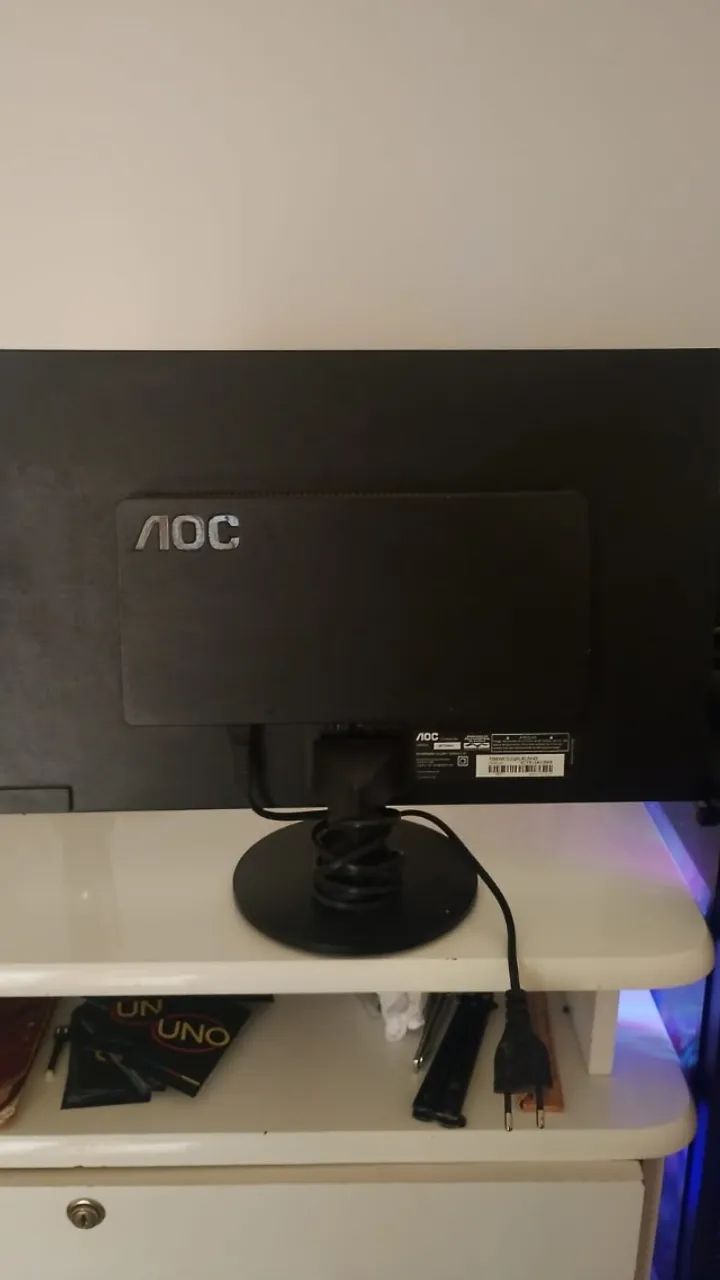 Monitor  Aoc Com Tela De 21.5 60hz - Foto 2