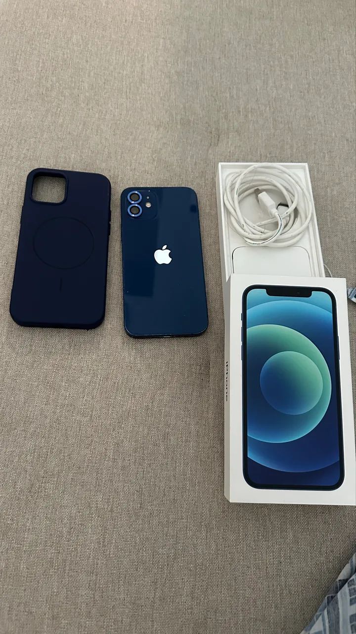iPhone 12 64g caixa - Celulares e Smartphones - Engenho do Meio