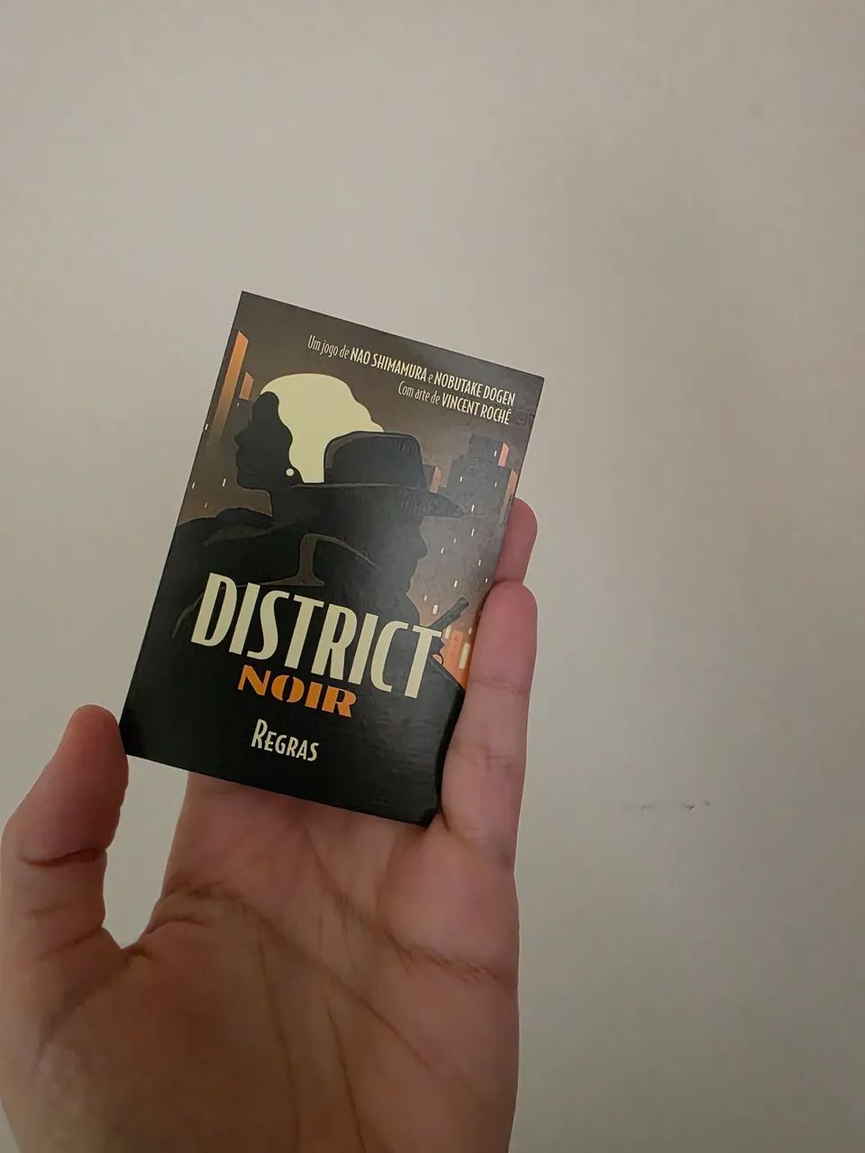 District Noir - Jogo de Cartas / Tabuleiro - PaperGames - Foto 4