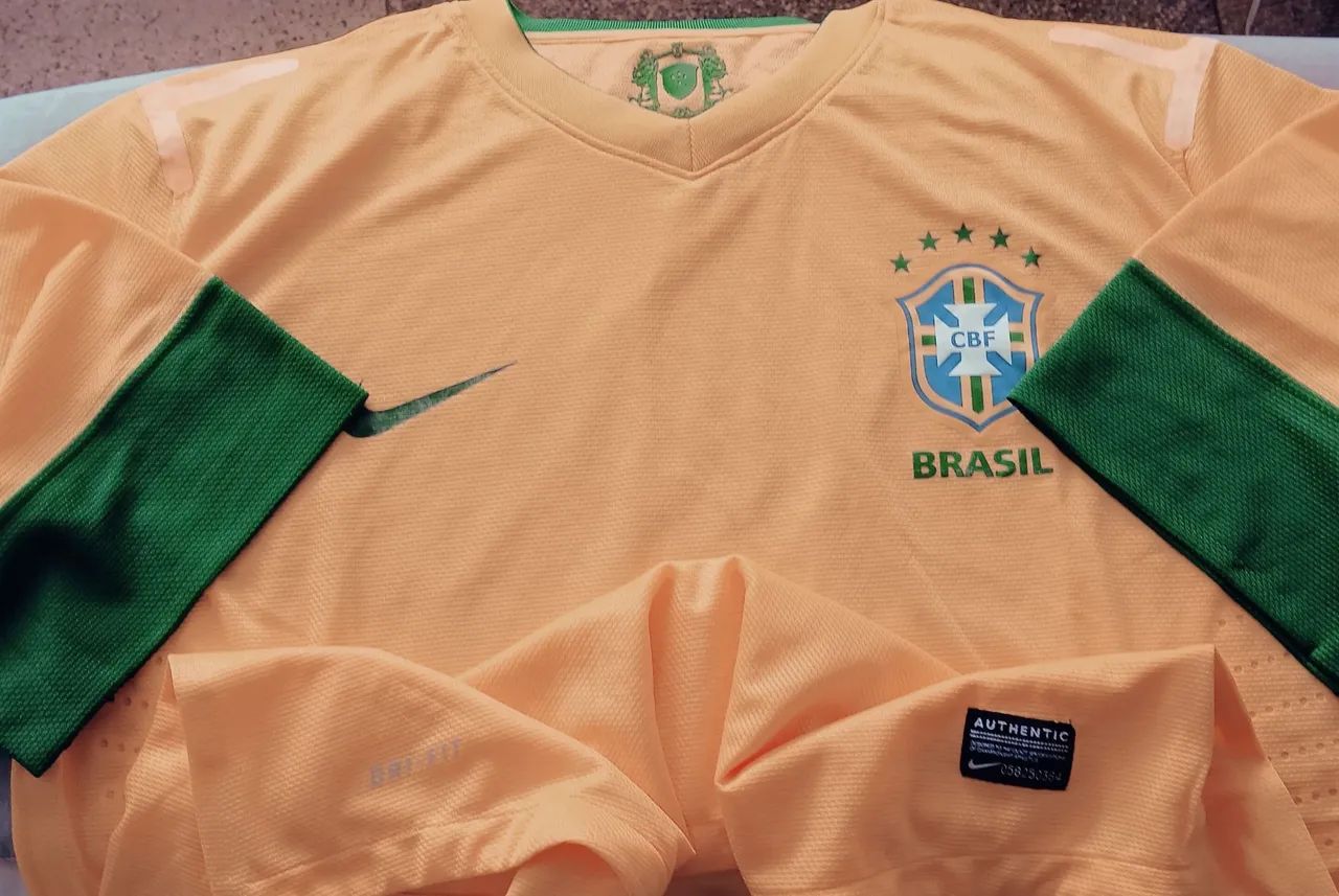 Camisa Brasil Nike 2012 Amarela De Jogo Tam XL Nova Frete Grátis
