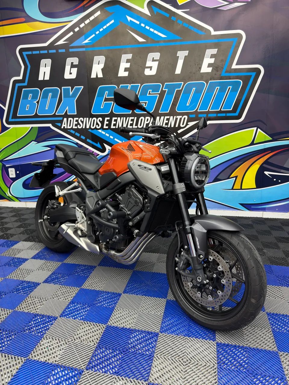 CB 650R 2024