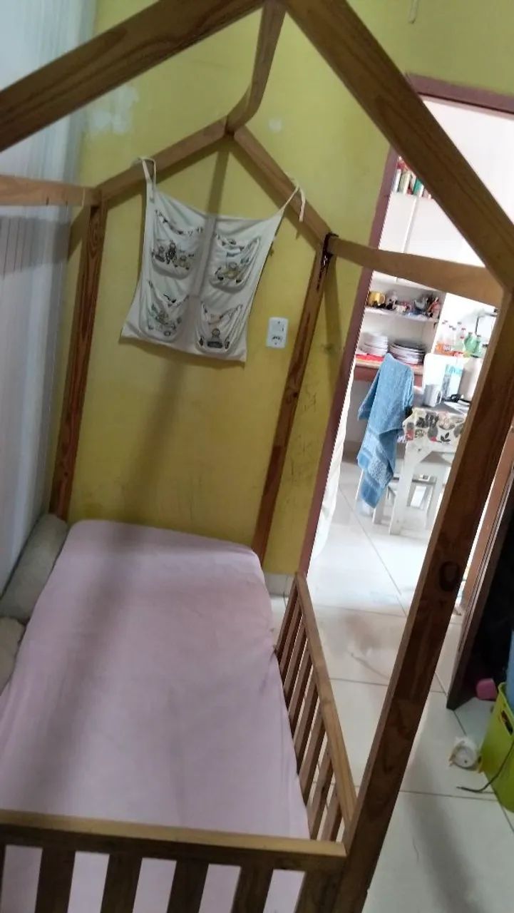 Cama infantil estilo casinha 