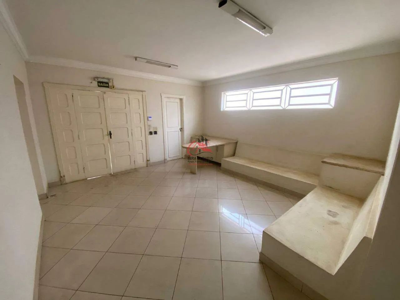 Ponto Comercial no São Benedito com 9 Salas, 7 Banheiros e 4 Vagas - Foto 2
