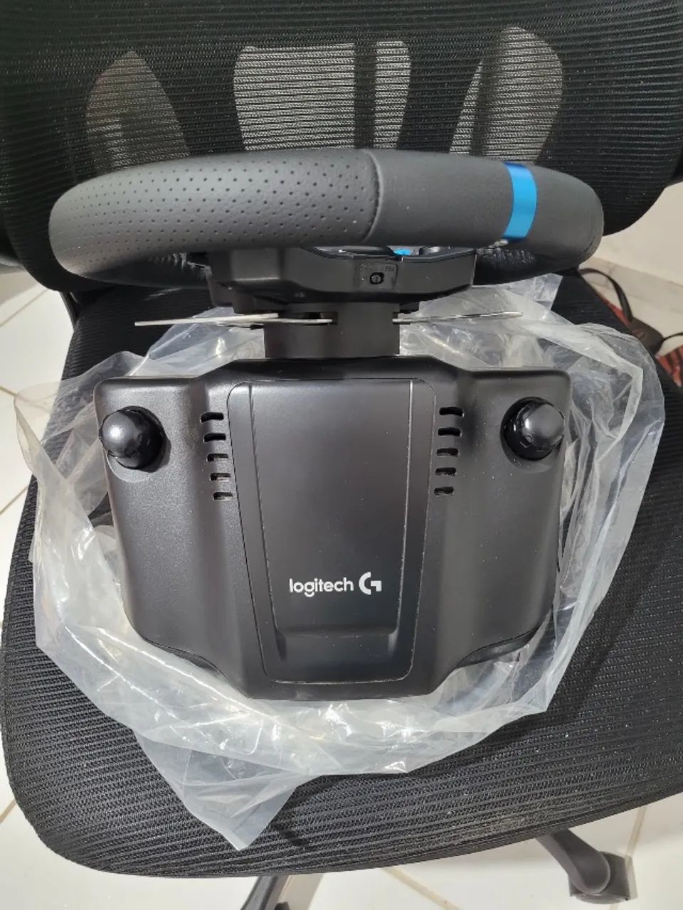 Volante Logitech G29 Driving Force - PS4 / PS3 - Foto 2
